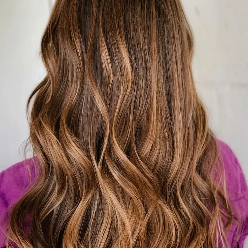 Resultado de mechas balayage en Modern Cut